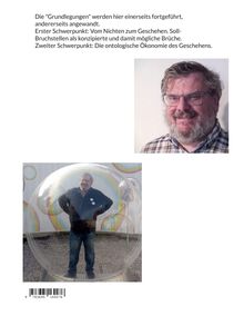 Text über ontologische Ökonomie, Mann mit Brille im Hemd und Pullover, Mann in Glaskugel, Barcode.