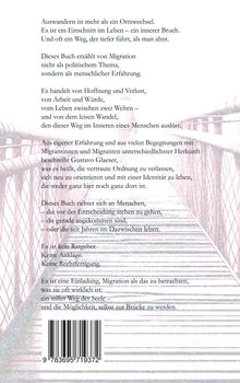 Ein Text über Migration als innere Erfahrung und leisen Wandel, nicht politisch. Hintergrund: Gezeichnete Brücke.