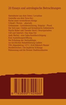 Ein brauner Hintergrund mit Texten: „20 Essays und astrologische Betrachtungen“ und eine Liste von Essays. Darunter ein Barcode.