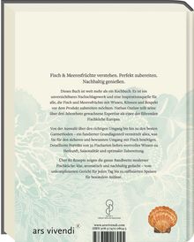 Ein Buchcover mit Text über die Zubereitung von Fisch und Meeresfrüchten. Unten links „ars vivendi“ und rechts unten eine Muschel.