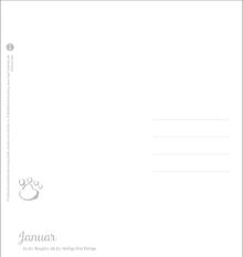 Links steht "NEU!" in einem Kreis. Unten "Januar" mit Feiertagen. Rechts Linien wie auf einer Postkarte. 