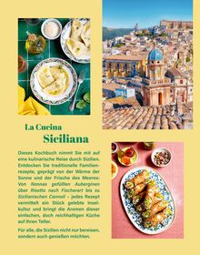"La Cucina Siciliana" beschreibt ein Kochbuch über traditionelle sizilianische Gerichte. Fotos zeigen Ravioli und Cannoli.
