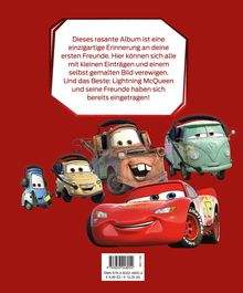 Text in einem achteckigen weißen Feld: „Dieses rasante Album ist eine einzigartige Erinnerung an deine ersten Freunde...“ Unten sind animierte Autos aus einem bekannten Film abgebildet.