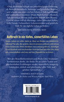 Zitat von Bruder David Steindl-Rast über das Buch. Titel: "Aufbruch in ein tiefes, sinnerfülltes Leben." Blaues Hintergrundmuster.
