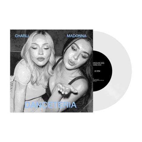 Text: "CHARLI", "MADONNA", "DANCETERIA". Zwei Personen pusten Küsse, schwarz-weiß Foto, weiße Schallplatte rechts.