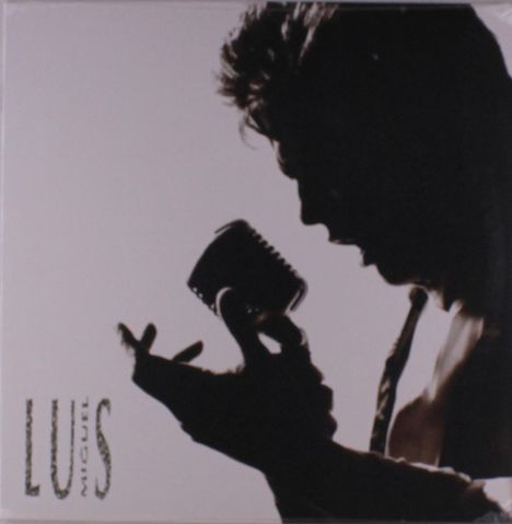 Text: LUIS MIGUEL. Silhouette einer Person mit Mikrofon in dramatischer Pose.