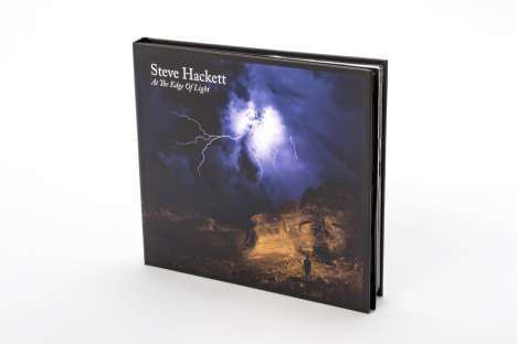 Steve Hackett (geb. 1950): At The Edge Of Light (Limited-Mediabook), 1 CD und 1 DVD