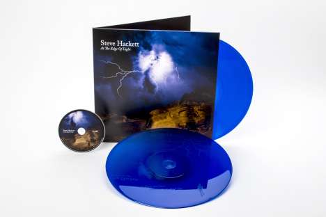 Steve Hackett (geb. 1950): At The Edge Of Light (180g) (Limited-Edition) (Translucent Blue Vinyl) (exklusiv für jpc!), 2 LPs und 1 CD