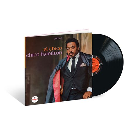 "el chico", "chico hamilton". Ein Vinyl-Album mit Cover eines Mannes im Anzug. Rechts die schwarze Schallplatte.