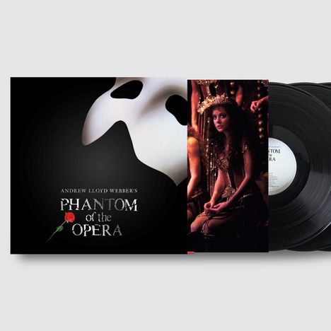 "Andrew Lloyd Webber's PHANTOM OF THE OPERA" über einer weißen Maske, daneben eine Frau mit Krone und Schallplatten.