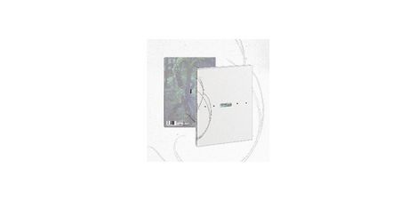 Es steht "BWA" und "Green iBox". Daneben zwei eingefügte rechteckige Flächen in Weiß und mit Waldmotiv.