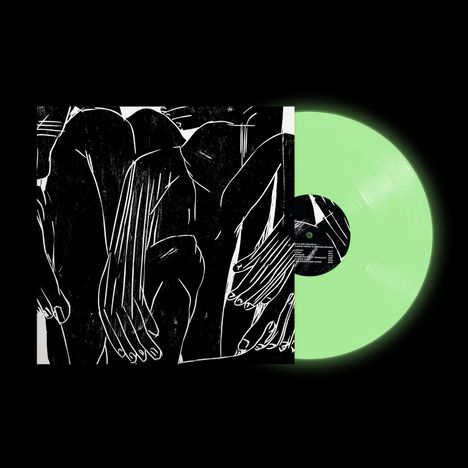 Leuchtend grüne Schallplatte vor einem schwarz-weißen Cover mit abstrakten Linien und Händen.