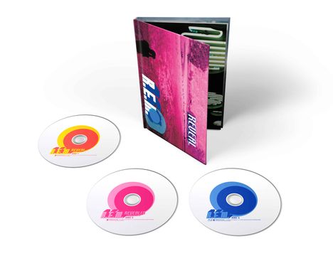"R.E.M. REVEAL" auf drei CDs, farbig und nebeneinander. Pinker CD-Hüllenrand mit stilisierter Gestaltung.