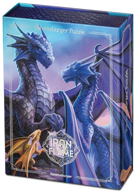Ravensburger Puzzle; Iron Flame. Illustration von zwei großen blauen Drachen und einem kleineren, goldenen Drachen.