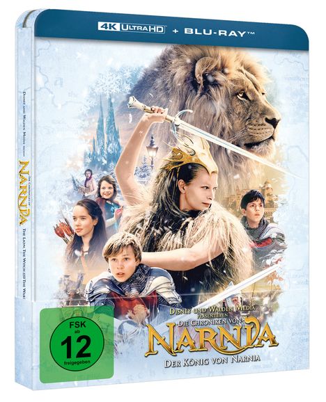 "4K ULTRA HD + BLU-RAY", "FSK ab 12 freigegeben". Kinder in fantastischen Outfits, ein Löwe und eine Person mit Krone und Schwert.