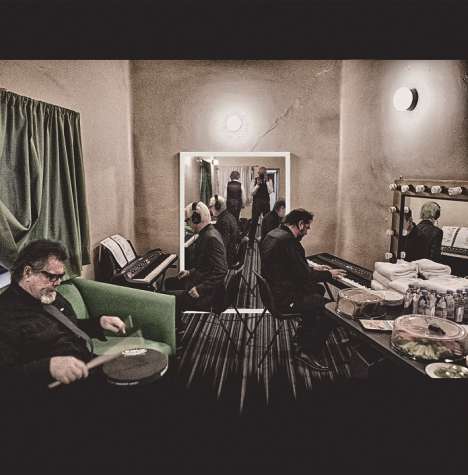King Crimson: Meltdown: Live In Mexico (BLU-RAY + 3 UHQCD), 3 CDs und 1 Blu-ray Disc