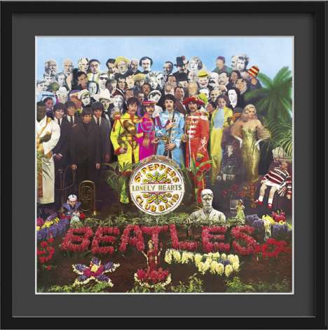 The Beatles: Sgt. Pepper's Lonely Hearts Club Band – Kunstdruck im Holzrahmen (Schwarz, 65 cm), Merchandise