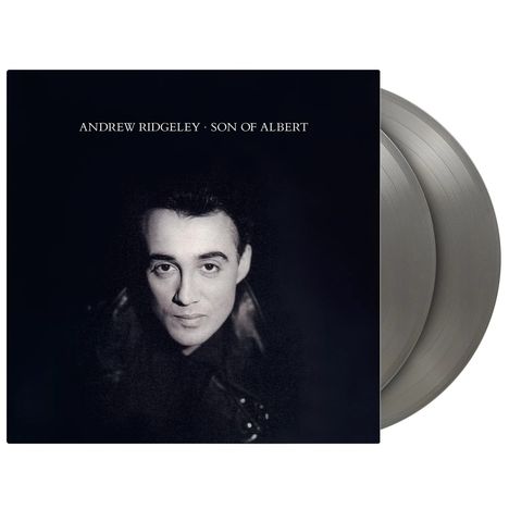 Text: "Andrew Ridgeley · Son of Albert". Schwarz-weißes Foto eines Mannes, daneben zwei silberne Schallplatten.