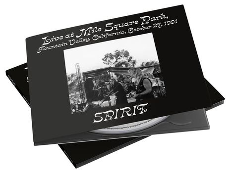 „Live at Mile Square Park, Fountain Valley, California, October 27, 1991“. CD mit Band auf Bühne und „SPIRIT“ als Text.