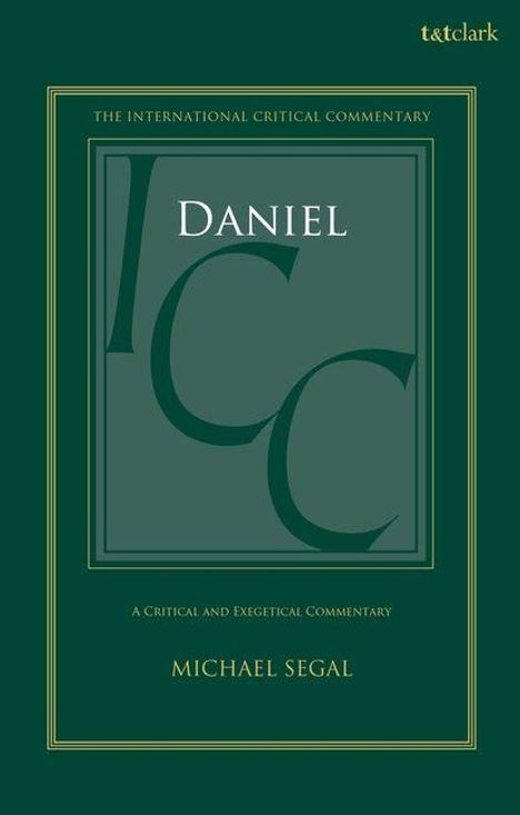 Titel: Daniel. Autor: Michael Segal. Ein dunkelgrünes Buchcover mit goldenen Akzenten.