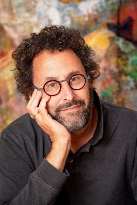 Tony Kushner: A Bright Room Called Day Revisited, Buch
