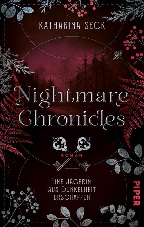 „Nightmare Chronicles“, „Eine Jägerin, aus Dunkelheit erschaffen“, Waldszene mit silbernen und roten Blättern.