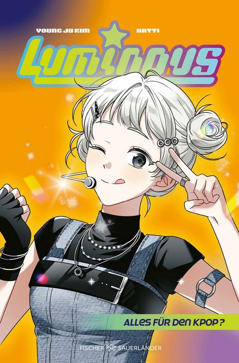 "Luminous", "Alles für den Kpop?". Junge Frau in Anime-Stil, lächelnd, mit Kopfhörer und Victory-Zeichen auf orangefarbenem Hintergrund.