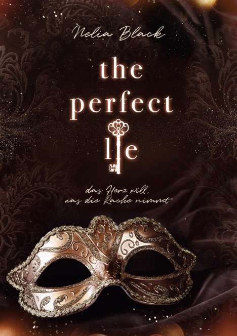 Nelia Black: The Perfect Lie, Buch