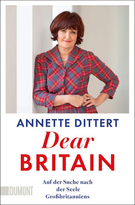 ANNETTE DITTERT, Dear Britain, Auf der Suche nach der Seele Großbritanniens. Frau in kariertem Anzug.