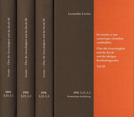 Auf vier Buchrücken steht: „Lessius – Über die Gerechtigkeit und das Recht III“. Rechts daneben ein orangener Umschlag.