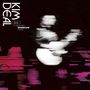 Text: "Kim Deal Live, 01. March 2025, Barbican, London." Verschwommenes Bild einer Gitarristin.