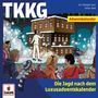 „TKKG“, „Adventskalender“, „Die Jagd nach dem Luxusadventskalender“; Schneeszene mit Figuren vor großem Kalender.