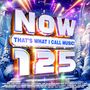 "NOW THAT'S WHAT I CALL MUSIC! 125" in leuchtenden Buchstaben, umgeben von winterlicher Landschaft mit funkelnden Lichtern.
