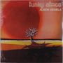 "Funky Africa" und "Almon Memela" sind oben in der Ecke. Ein Baum steht vor einem großen roten Sonnenuntergang.