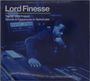 Der Text lautet: "Lord Finesse. The SP 1200 Project: Sounds & Frequencies in Technicolor." Ein Mann sitzt nachdenklich in einem Studio.