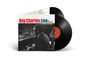 "Ray Charles Live in Concert" steht auf dem Cover eines Schallplattenalbums neben einem Konzertfoto des Musikers.