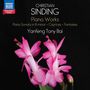 Texte: Christian Sinding, Piano Works, Piano Sonata in B minor, Caprices, Fantasies, Yanfeng Tony Bai. Zwei rosa Blumen.