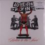 "40 Years of Fuckin' Up" oben, "Rotten to the Score" unten. Illustration: Person in Rot mit Orchester.