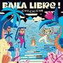 „BAILA LIBRE! CHU CHI CHA“. Buntes Design mit Tänzern in Tierkostümen, Pflanzen und Feuer vor einer Berglandschaft.