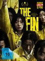 Text: "THE FIN", "Ein Film von SyeYoung Park", "FSK ab 16". Menschen in gelben Jacken, eine Person hebt die Hand.