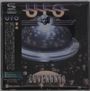 „COVENANT“ steht unten, „UFO“ oben. Ein stilisiertes Raumschiff mit einem Gesicht im Vordergrund.