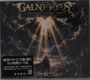 "Galneryus", "A Cry from the Sky Above". Silhouette einer Figur vor strahlenden Sonnenstrahlen durch Wolken. Japanischer Text.