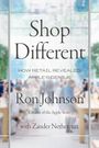 Texte: "Shop Different," "How Retail Revealed Apple's Genius," "Ron Johnson," "Creator of the Apple Store," "with Zander Nethercutt." Hintergrund zeigt einen Apple Store mit Menschen.