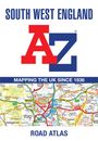 Text: "SOUTH WEST ENGLAND, MAPPING THE UK SINCE 1936, ROAD ATLAS." Großer A-Z Schriftzug und darunter eine bunte Straßenkarte.