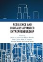 Der Text lautet "Resilience and Digitally-Advanced Entrepreneurship". Abstrakte Linienform von Gebäuden auf blauem Hintergrund.