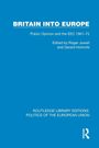 "BRITAIN INTO EUROPE", öffentliche Meinung und EEC 1961-75, herausgegeben von Roger Jowell, Gerald Hoinville; blaues Cover, Routledge-Logo.