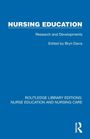 Der Text lautet: "NURSING EDUCATION, Research and Developments, Edited by Bryn Davis." Blaues Cover mit einem Logo unten rechts.