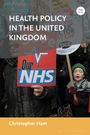 Buchtitel: HEALTH POLICY IN THE UNITED KINGDOM. Menschen mit Protestschildern für den NHS. Autor: Christopher Ham.