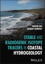 "STABLE AND RADIOGENIC ISOTOPE TRACERS IN COASTAL HYDROGEOLOGY", Küstenlandschaft mit Wellen und Felsen im Hintergrund.