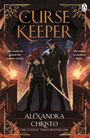 Titel: "Curse Keeper". Zwei Charaktere, Frau mit Schwert, Mann mit Buch, in einer Bibliothek. Autor: Alexandra Christo.